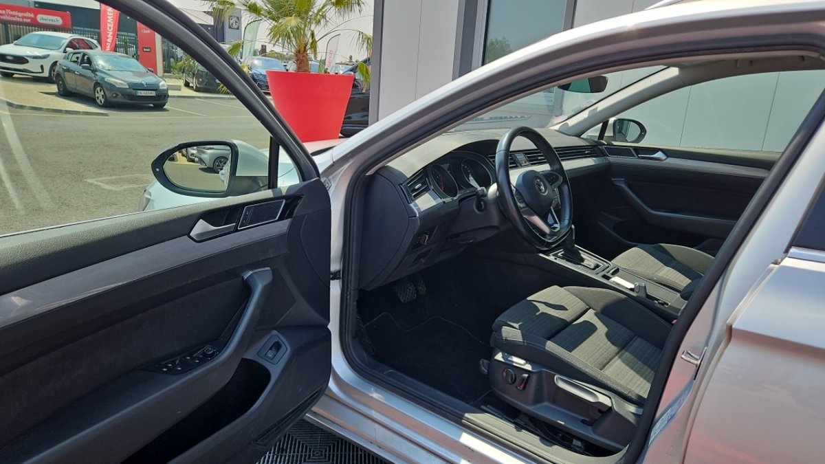Volkswagen Passat SW - Photo 12