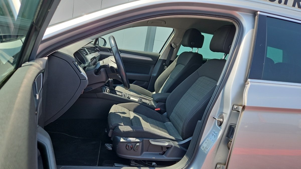 Volkswagen Passat SW - Photo 13