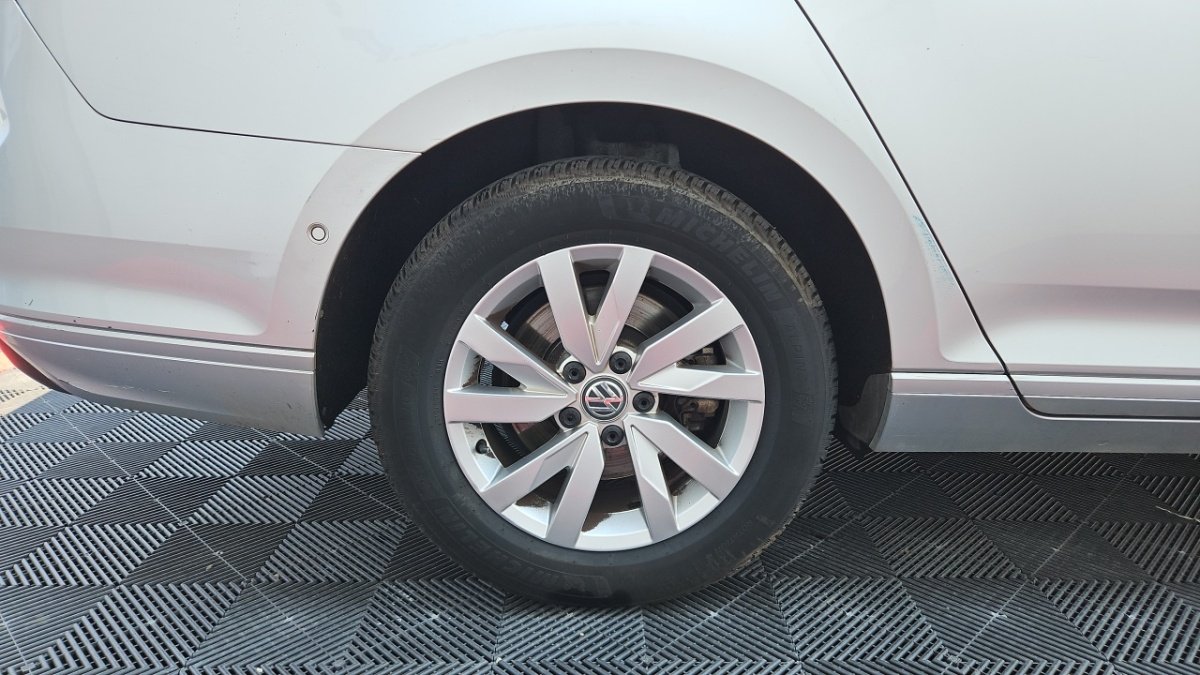 Volkswagen Passat SW - Photo 8