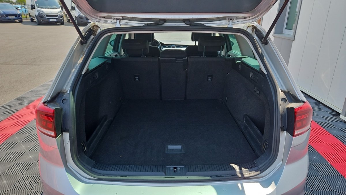 Volkswagen Passat SW - Photo 9