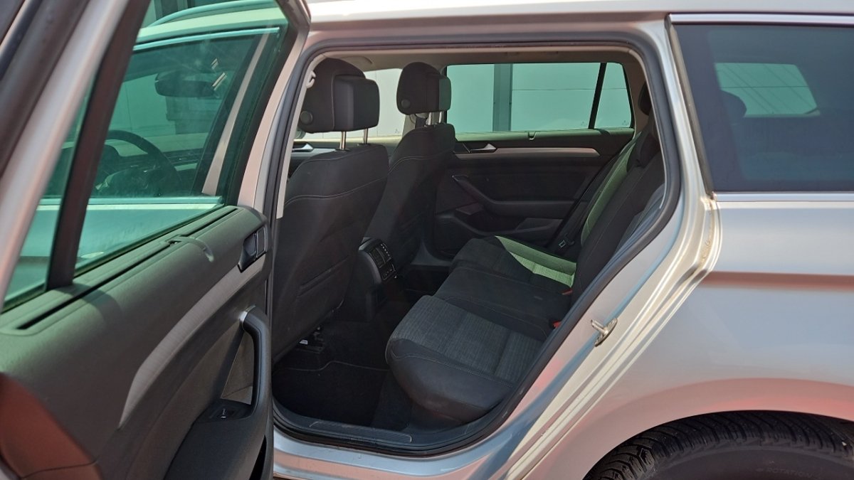 Volkswagen Passat SW - Photo 10