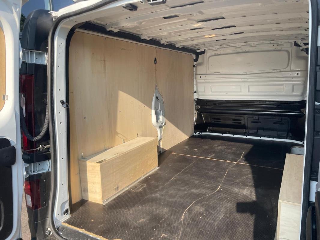 Renault Trafic - Photo 17