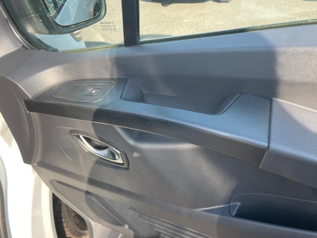 Renault Trafic - Photo 19