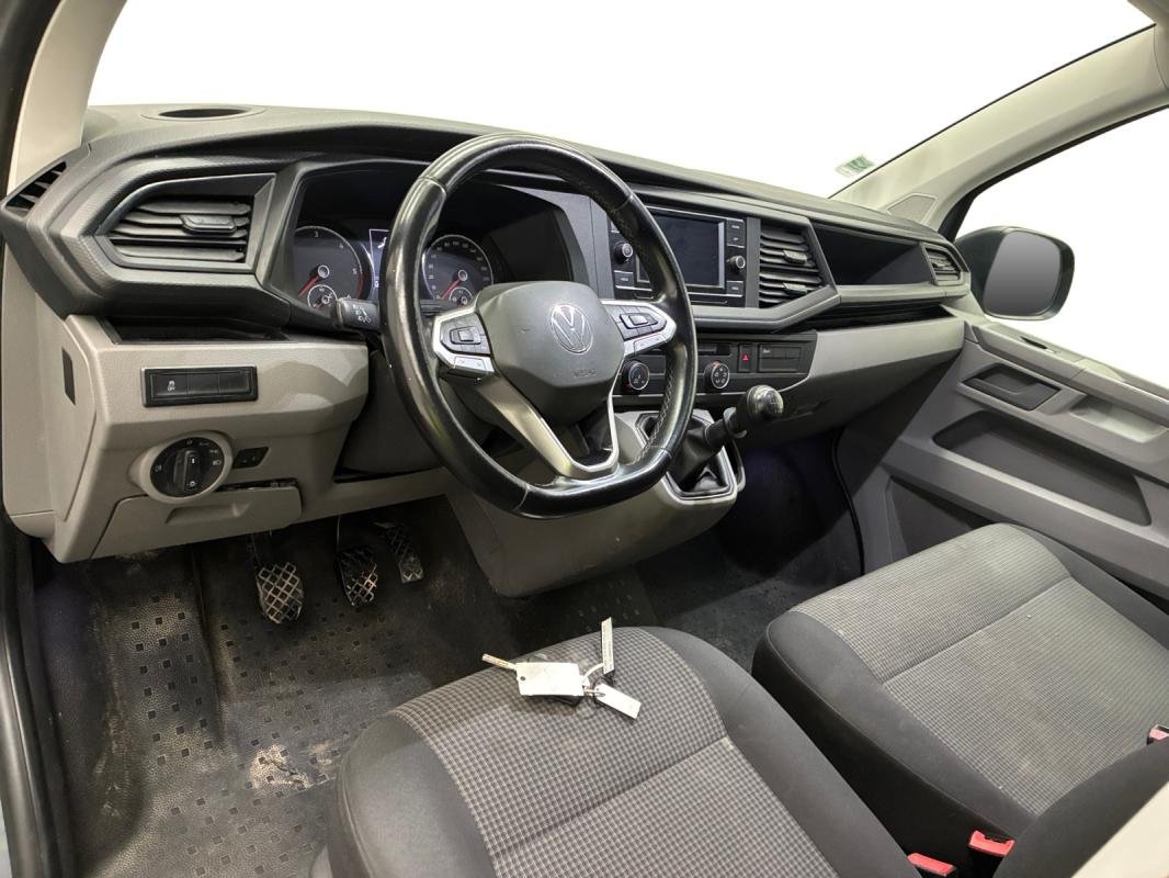 Volkswagen Transporter - Photo 11