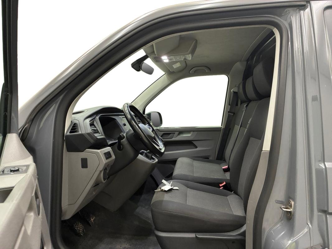 Volkswagen Transporter - Photo 9