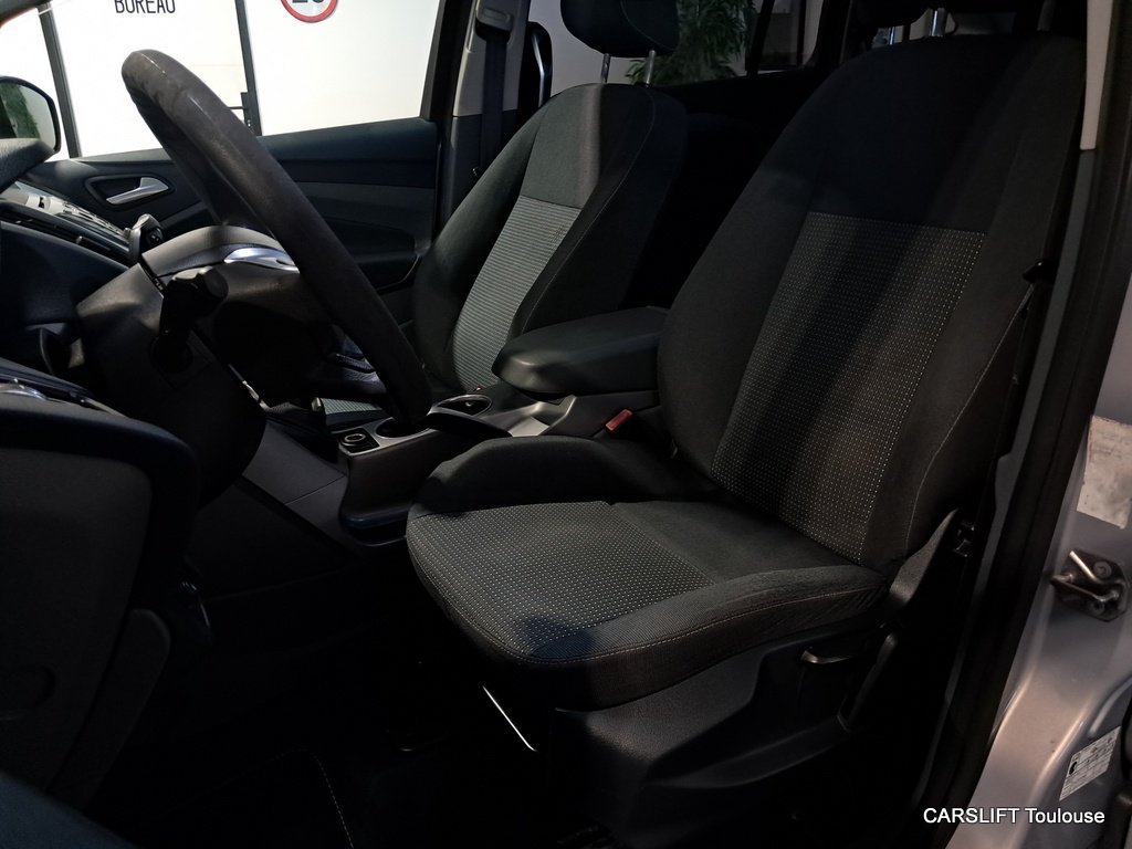 Ford Grand C-Max - Photo 12