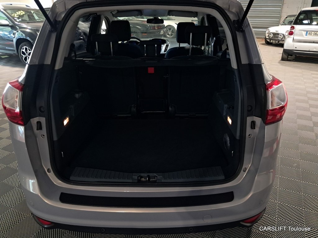 Ford Grand C-Max - Photo 27