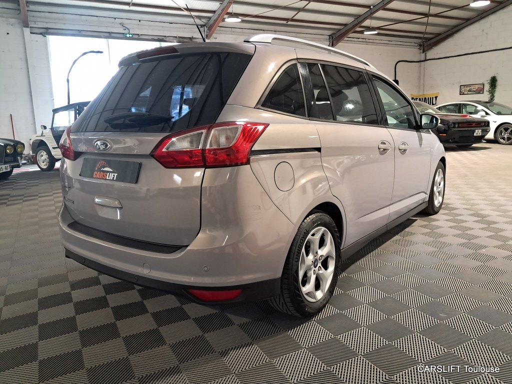 Ford Grand C-Max - Photo 7