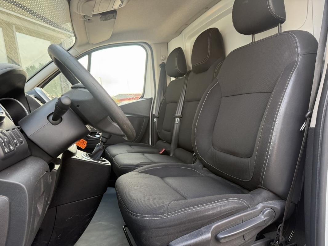 Renault Trafic - Photo 13