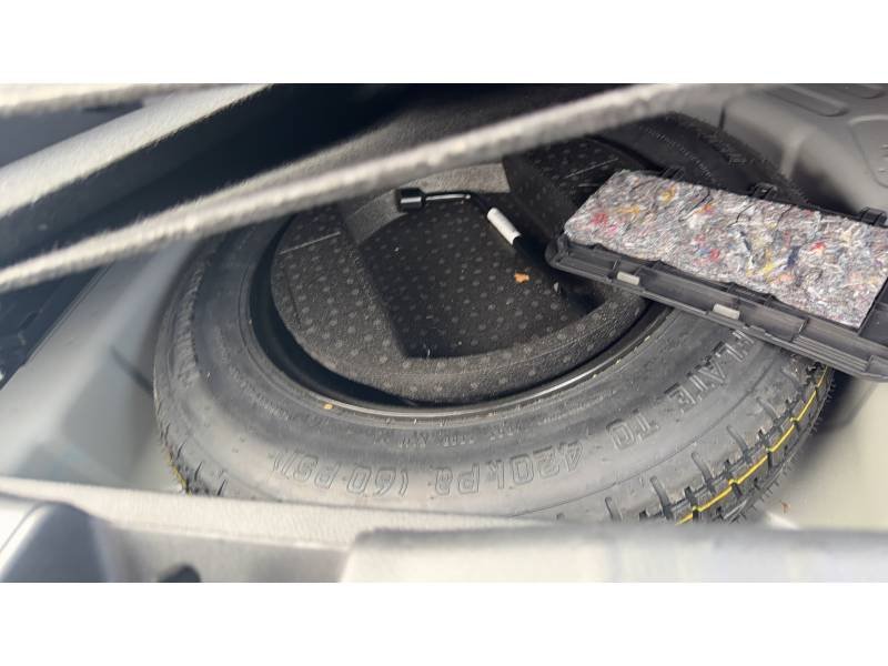 Toyota Yaris - Photo 17