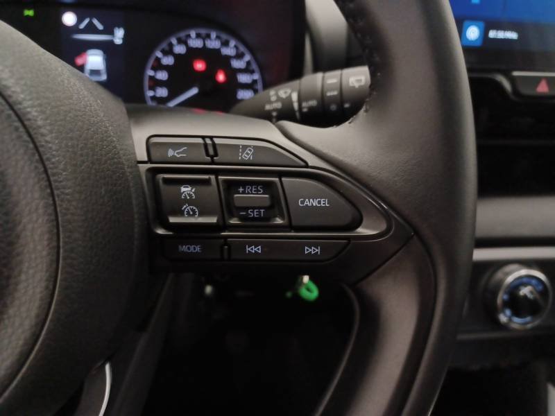 Toyota Yaris - Photo 23