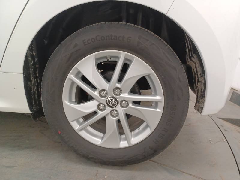 Toyota Yaris - Photo 9
