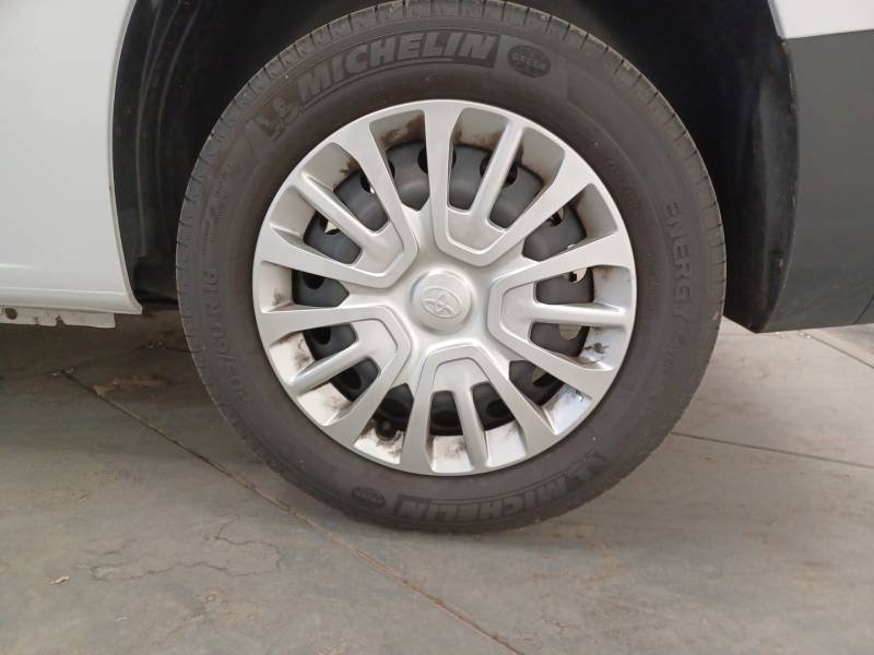 Toyota Proace City - Photo 9