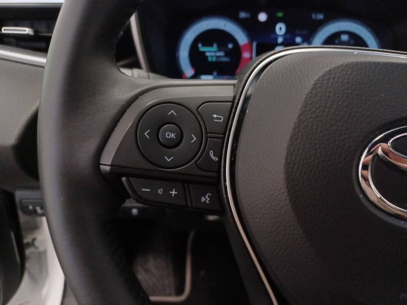 Toyota Corolla - Photo 16