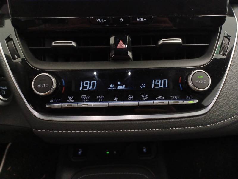 Toyota Corolla - Photo 18