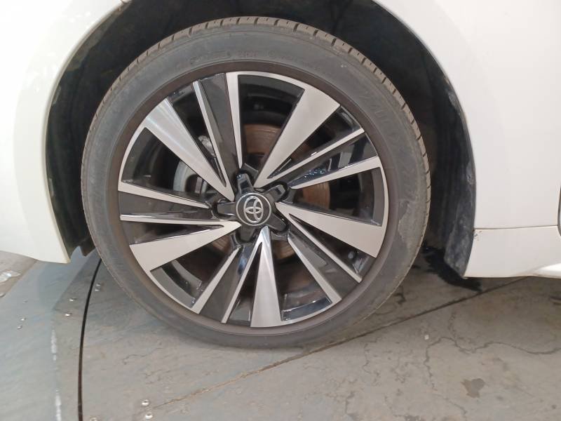 Toyota Corolla - Photo 9