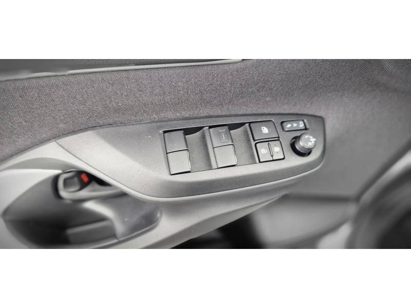 Toyota Yaris - Photo 9