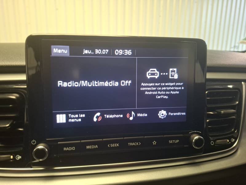 Kia Rio - Photo 15