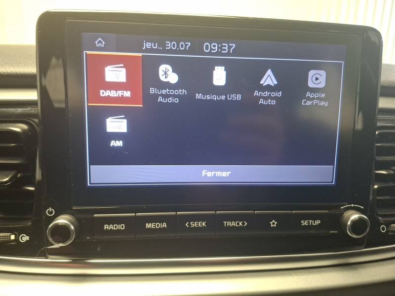 Kia Rio - Photo 17