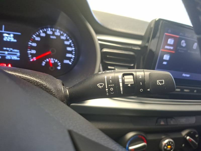 Kia Rio - Photo 29