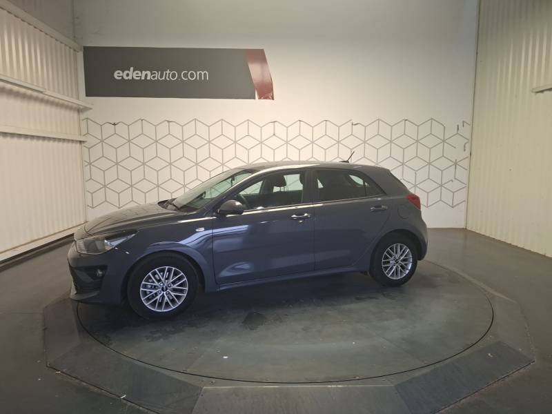 Kia Rio - Photo 3