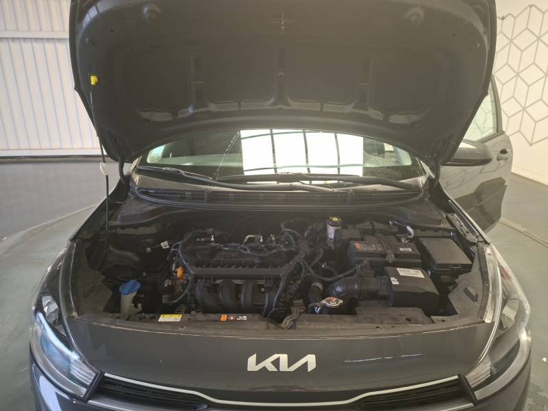 Kia Rio - Photo 38