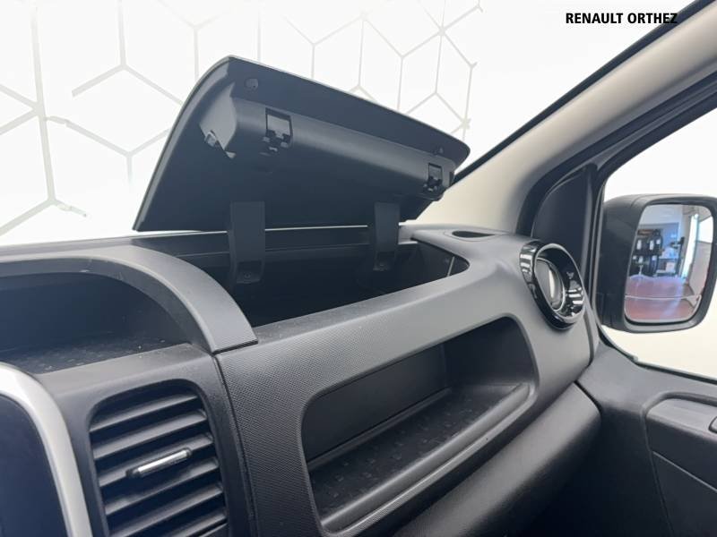 Renault Trafic - Photo 38