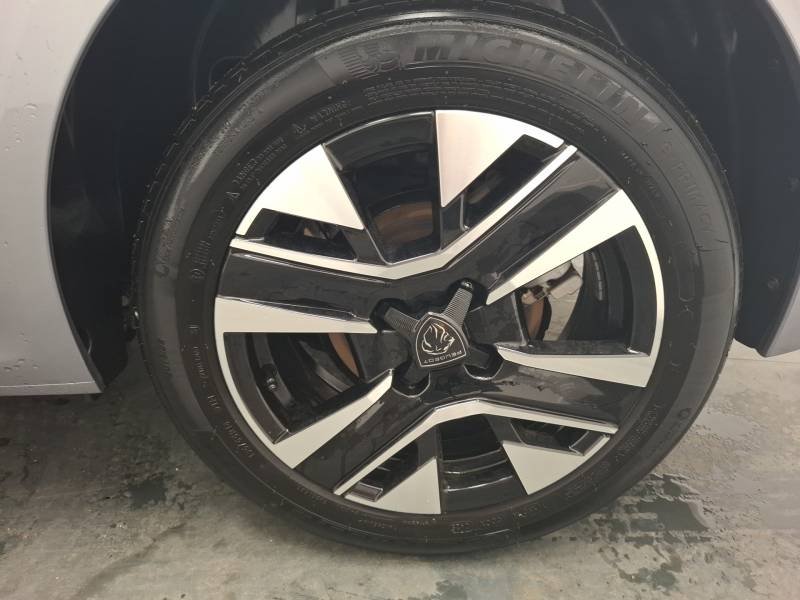 Peugeot 208 - Photo 13