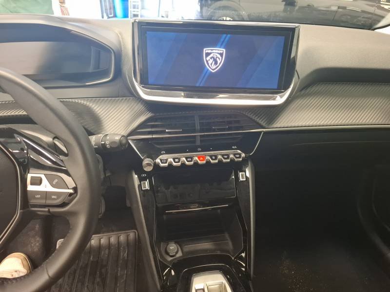 Peugeot 208 - Photo 14