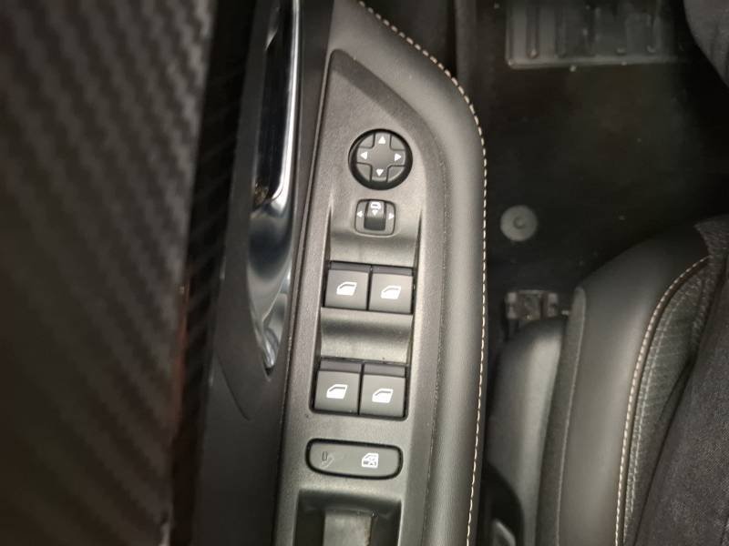 Peugeot 208 - Photo 26