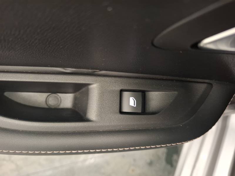Peugeot 208 - Photo 30