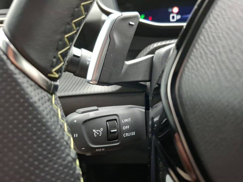 Peugeot 208 - Photo 19