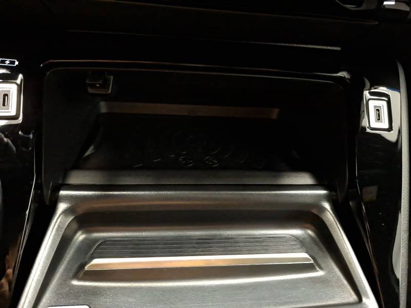 Peugeot 208 - Photo 29