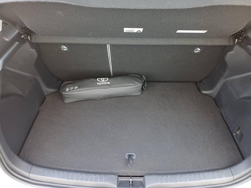 Toyota Yaris - Photo 40