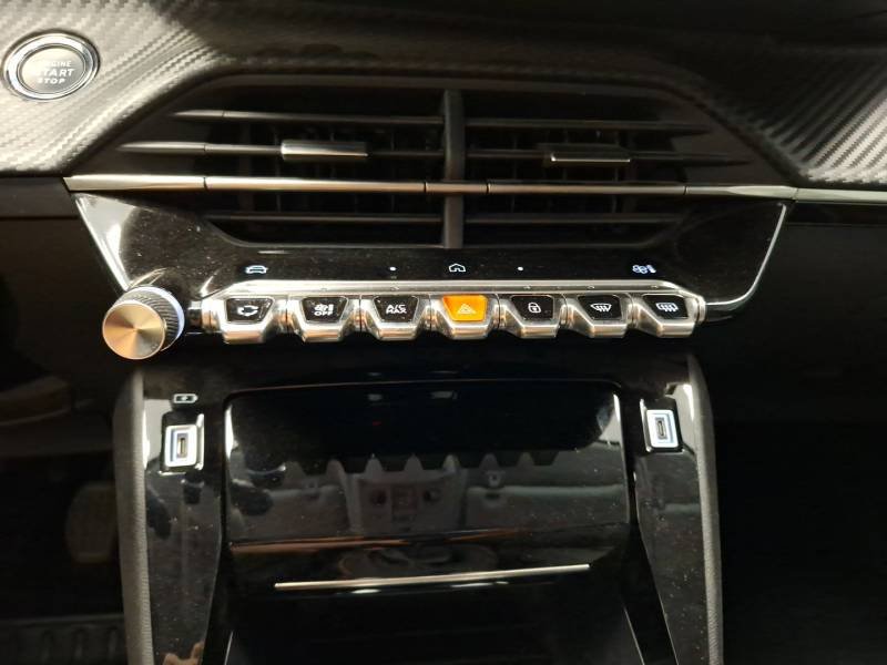 Peugeot 208 - Photo 26