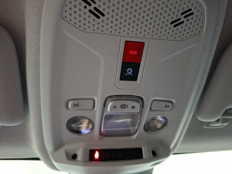 Peugeot 208 - Photo 28