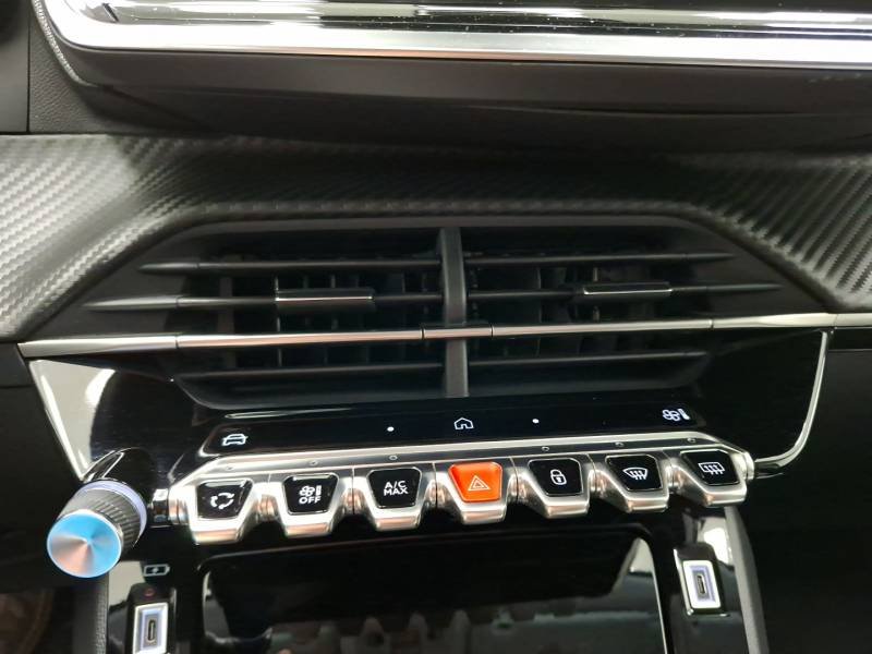 Peugeot 208 - Photo 25