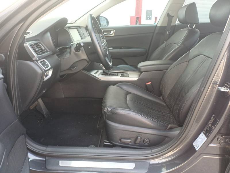 Kia Optima - Photo 18