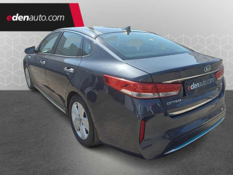 Kia Optima - Photo 3