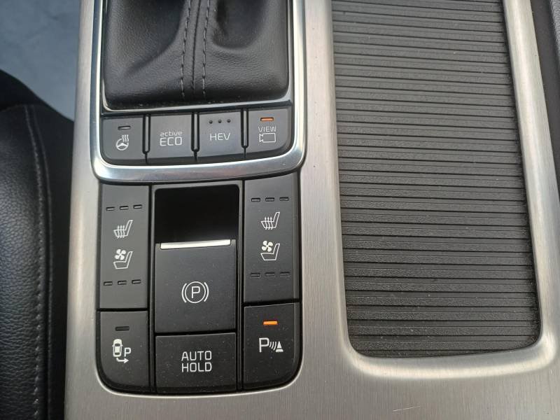 Kia Optima - Photo 34