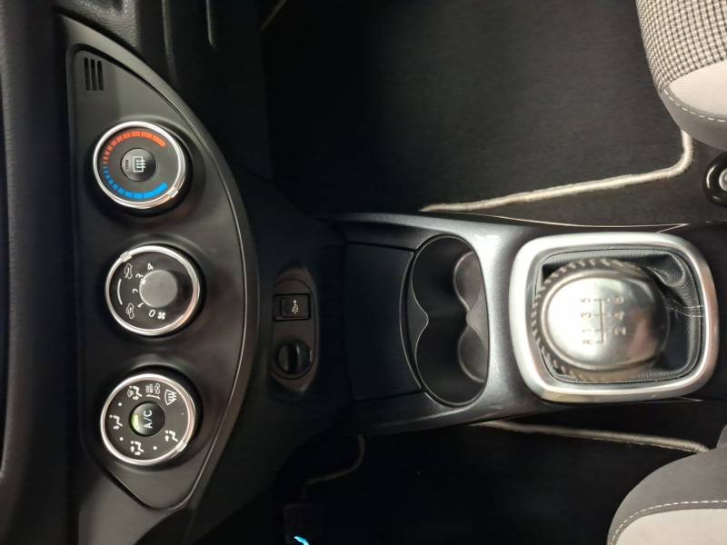 Toyota Yaris - Photo 26