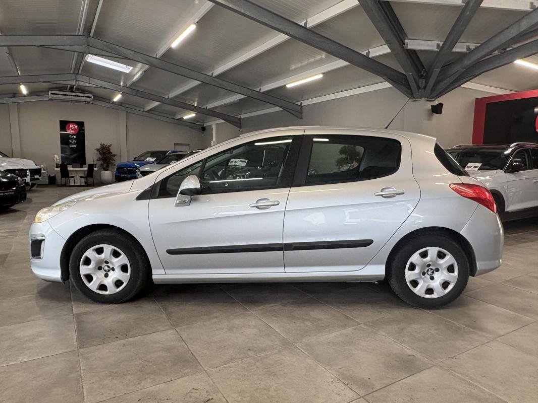 Peugeot 308 - Photo 12