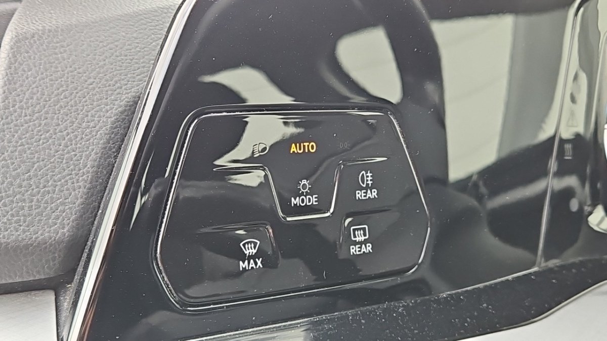Volkswagen Golf - Photo 23
