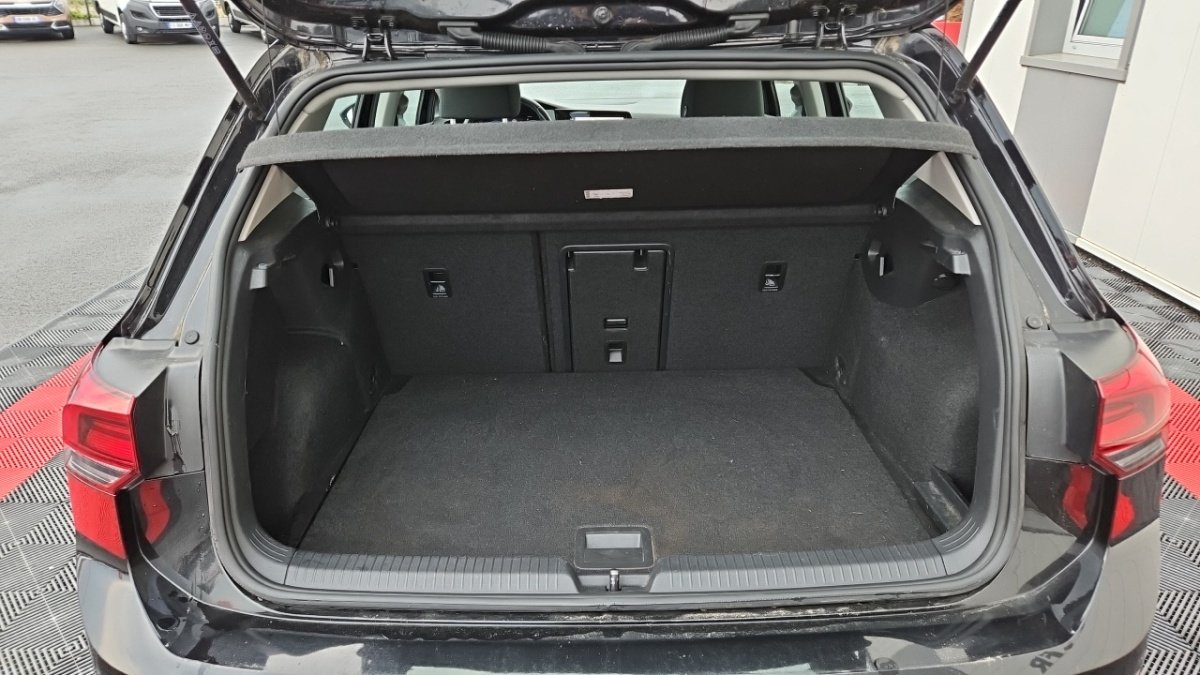 Volkswagen Golf - Photo 9