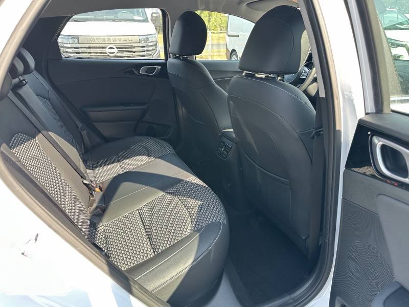 Kia Xceed - Photo 18