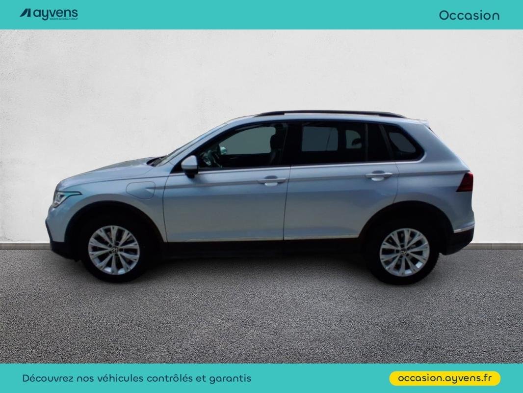 Volkswagen Tiguan - Photo 2