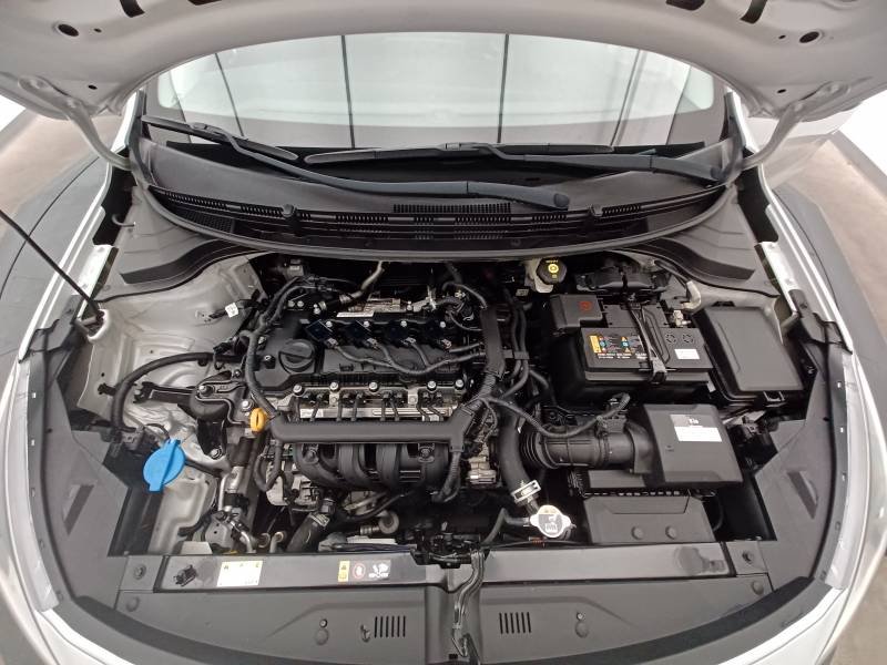 Kia Rio - Photo 11