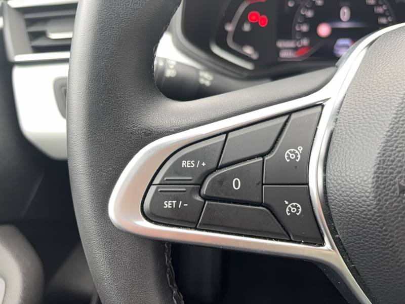 Renault Clio - Photo 17