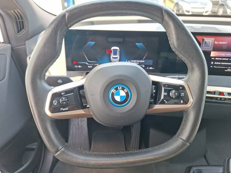 BMW ix - Photo 33