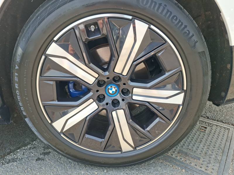BMW ix - Photo 34